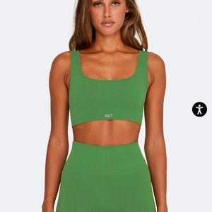 SET ACTIVE Lucky Green Biker Shorts Set